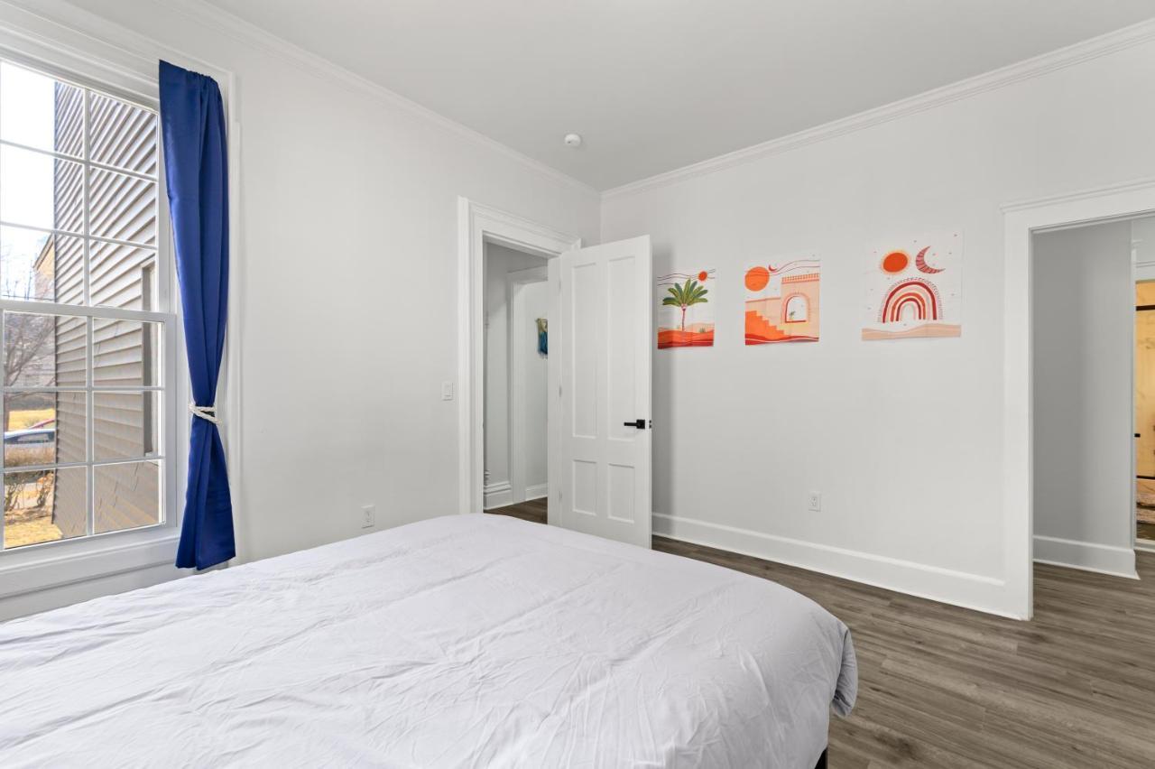 Apartment Casa Soleada In East Rock Near Dt And Yale Som With Free Parking And King Bed New Haven